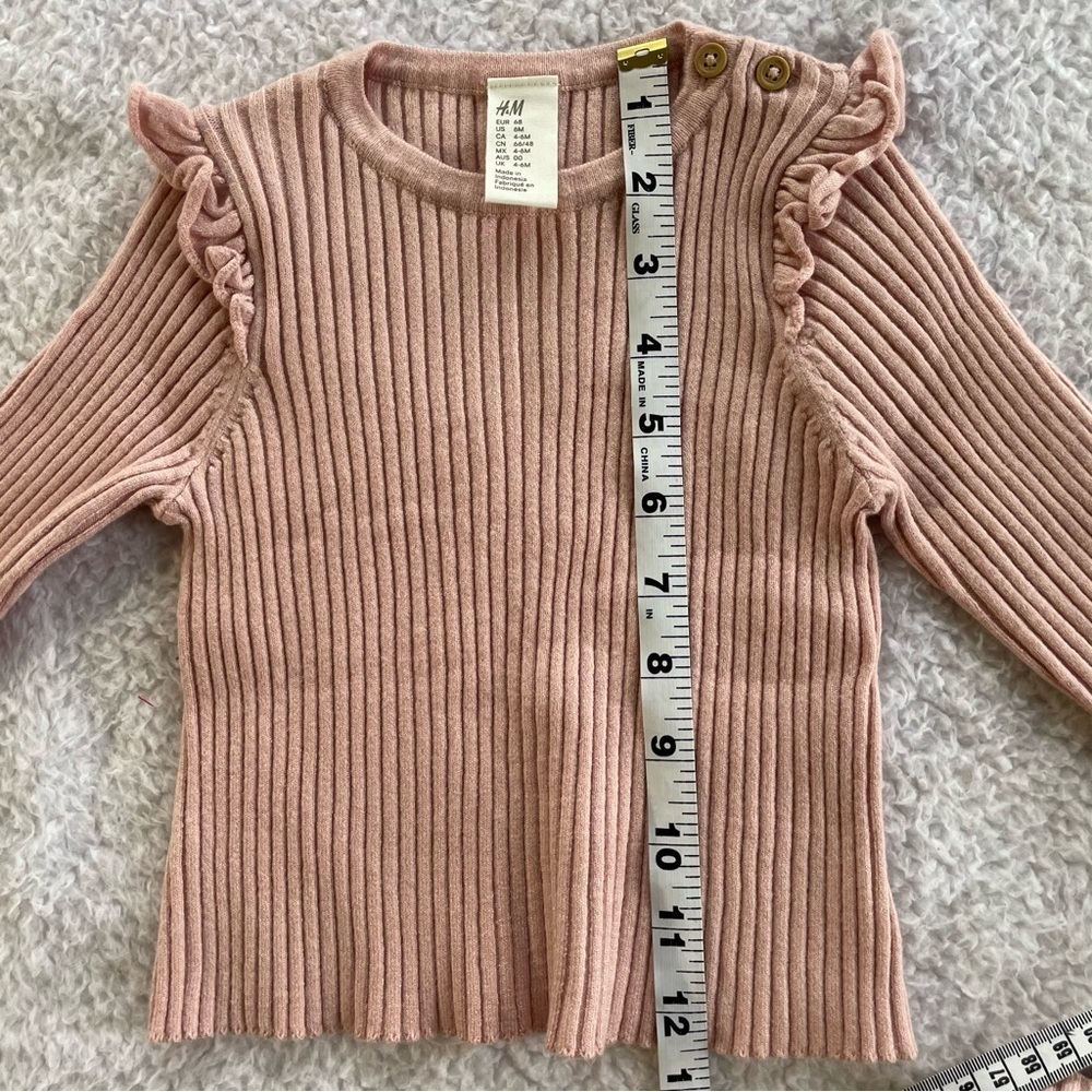 H&M Knit Ruffle Set - Picture 9 of 10